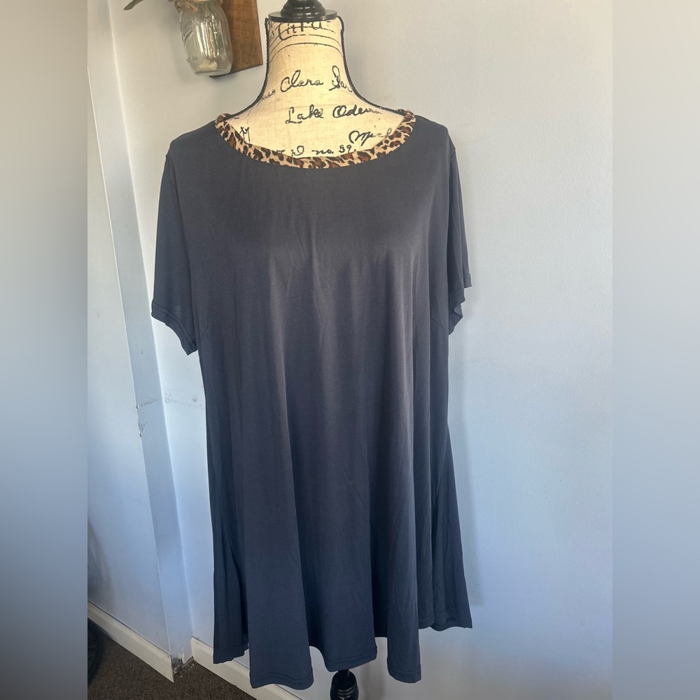 Umgee tunic blouse cheetah‎ print bohemian shabby chic